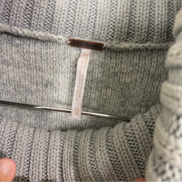 Free People Milo Turtleneck Sweater Gray XS Oversized Knit - Picture 4 of 11